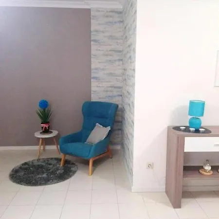 With 2 Bedrooms In With Wifi