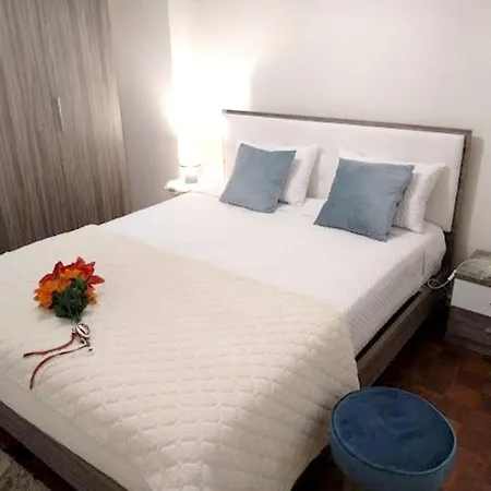 Apartmán With 2 Bedrooms In With Wifi Braga